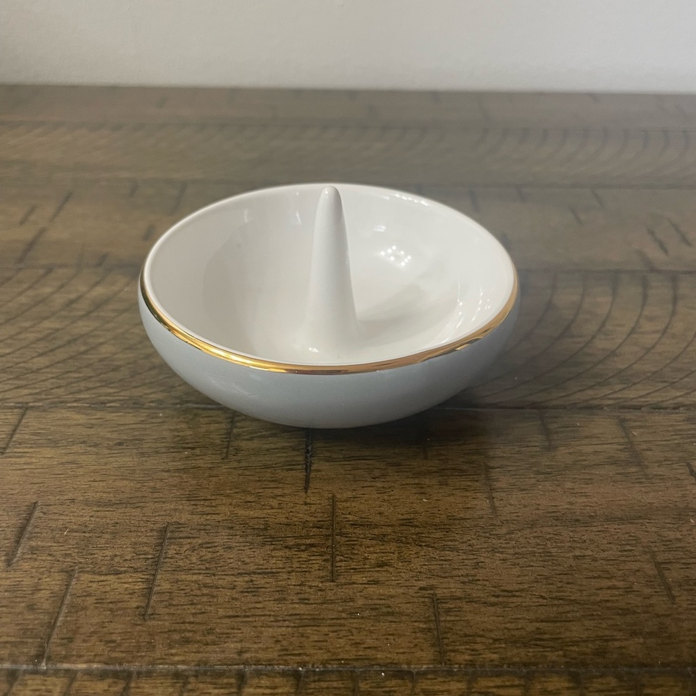 Kate Spade Lenox ring holder